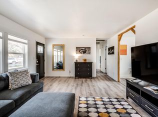 510 SE Edgewater Ln, Bend, OR 97702