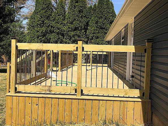 4th image of 924 Masters Ave