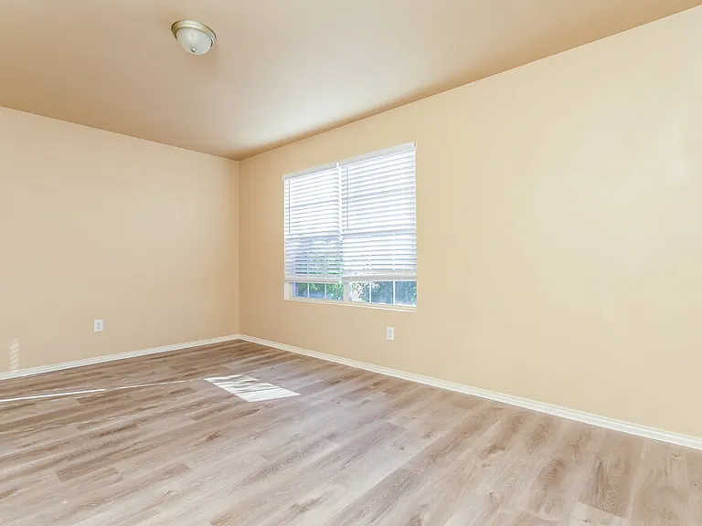 8500 Shallow Creek Dr — Photo 12