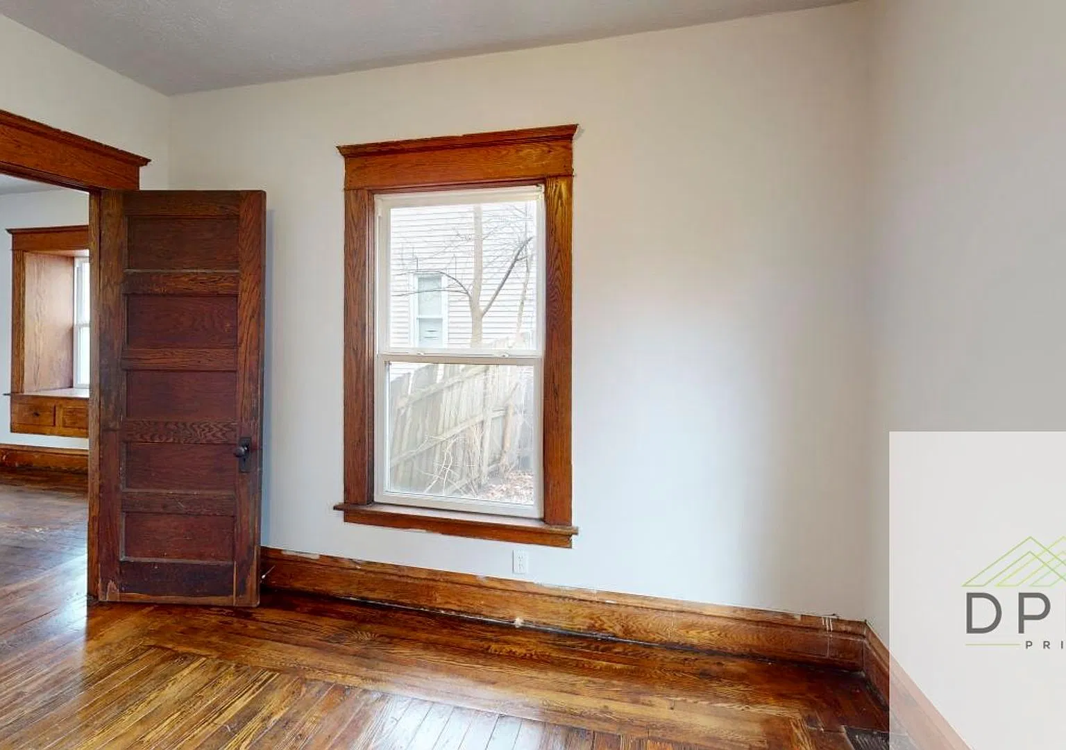 Welcome to 1107 S South Grand Ave. Lansing, MI 48910! — Photo 3
