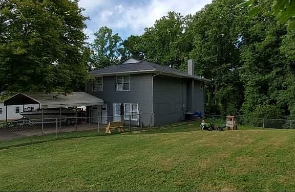 2nd image of 1018 Covington St