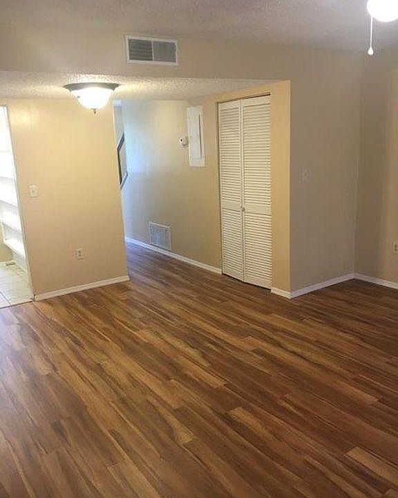 1st image of 621 W Indiana Ave APT 8