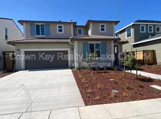 120 W Adriana Dr, Tracy, CA 95376