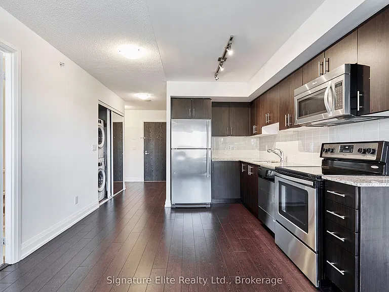 3520 Danforth Ave #301 — Photo 7