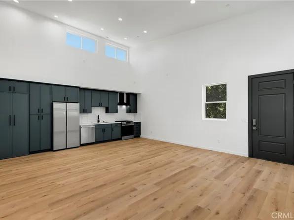 22920 Califa, Woodland Hills, CA