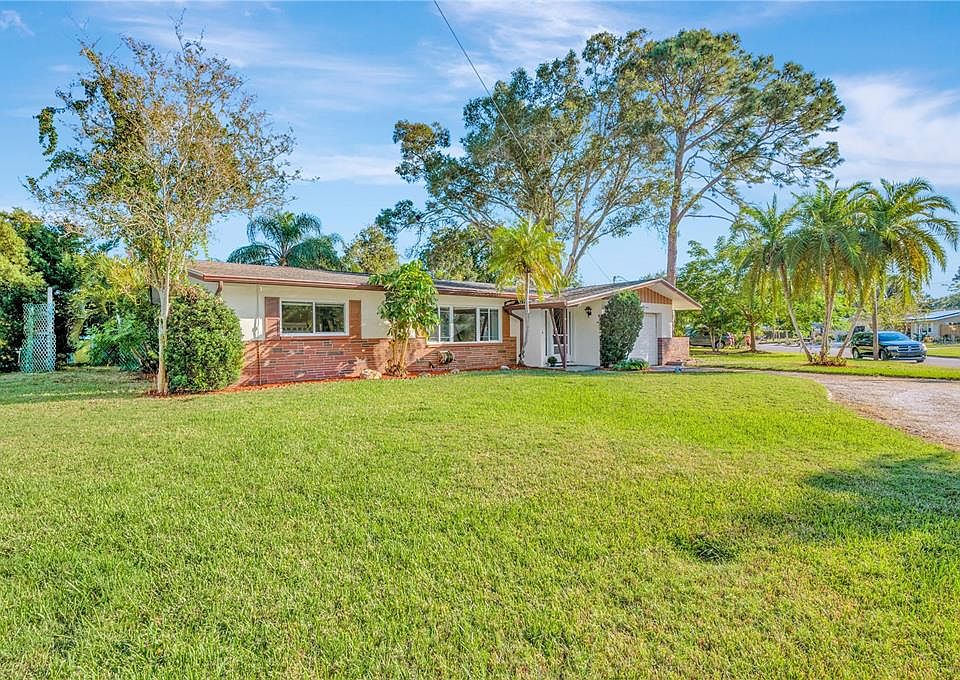 1st image of 1037 Idlewild Dr N