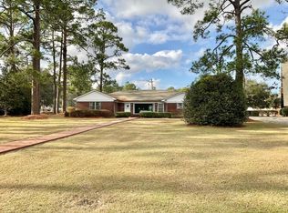 2124 Edgewater Dr, Albany, GA 31707