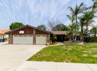 933 Bluecrest St, Corona, CA 92882