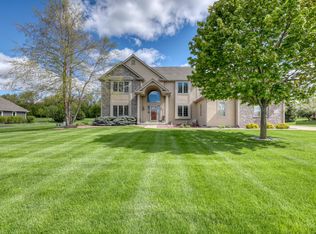 N73W28758 Bark River Rd, Hartland, WI 53029