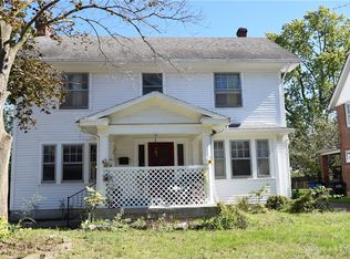 1720 Ravenwood Ave, Dayton, OH 45406