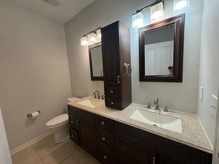 2416 Coltsview Ln — Photo 11