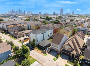 4415 Marina St, Houston, TX 77007