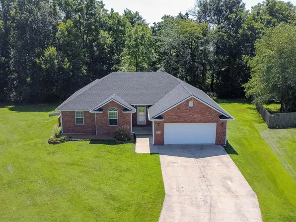 400 Renee Dr, Ashland, MO 65010