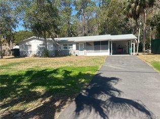 8403 W Grover Cleveland Blvd, Homosassa, FL 34446