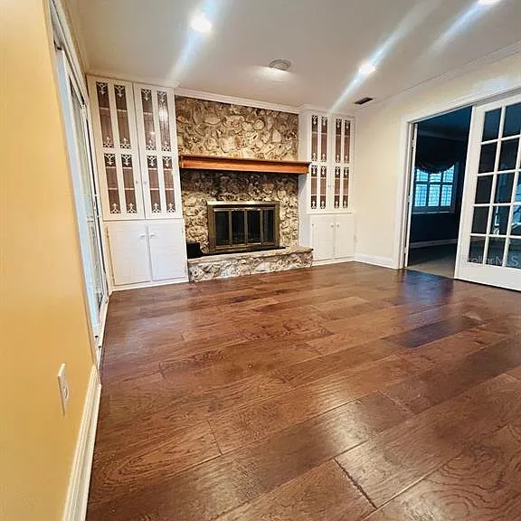 608 SW 80th Blvd — Photo 5