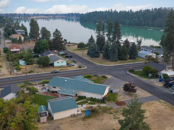 224 W 4th St, Medical Lake, WA 99022