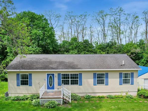 31 Oak Street, Hoosick Falls, NY 12090