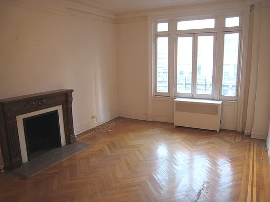 Rented by City Connections Realty | media 9