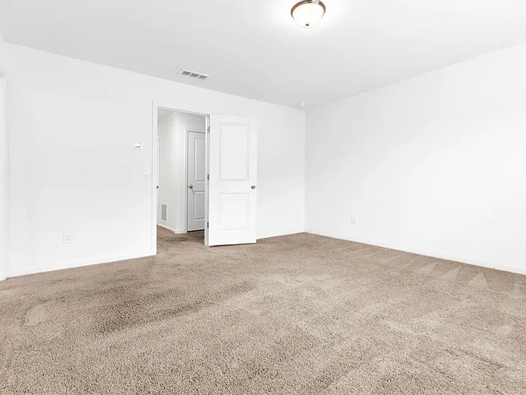 328 Penn Station Way — Photo 9