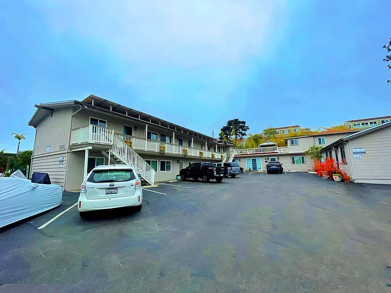 Leucadia Creek — Photo 15