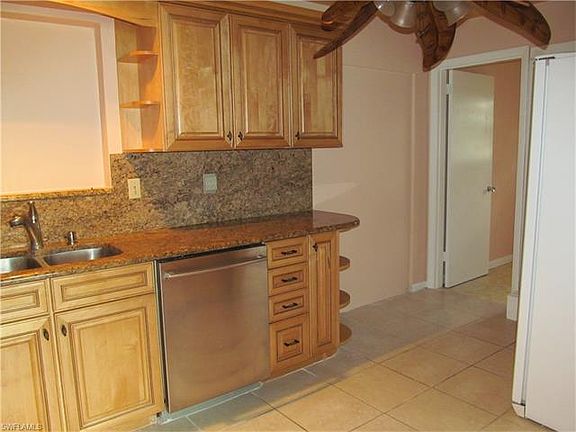 5th image of 504 Leeland Heights Blvd E