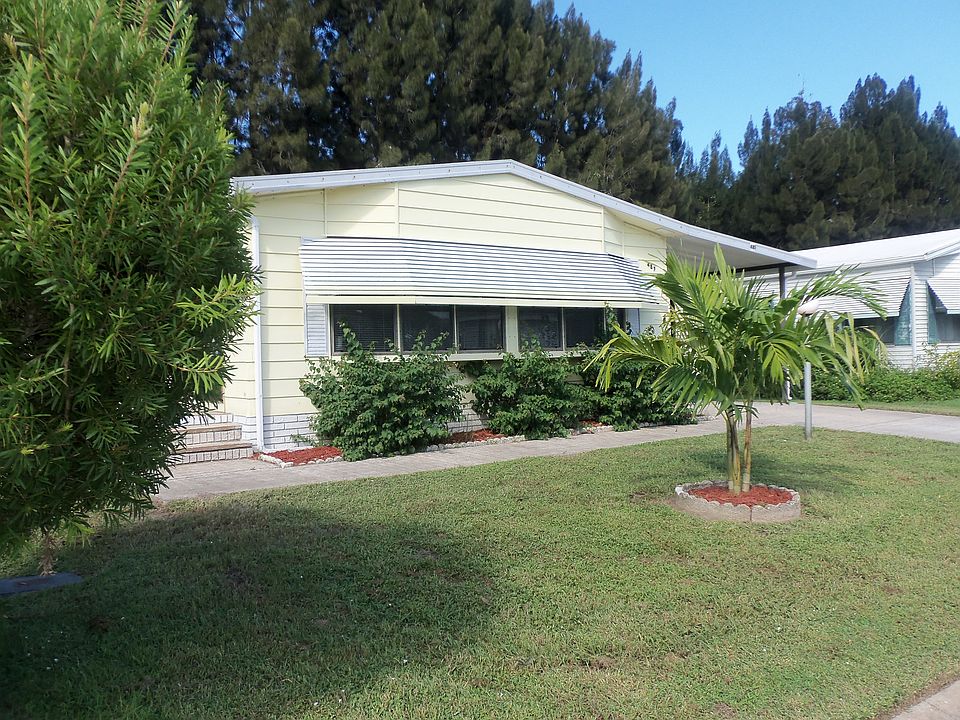 1st image of 487 Papaya Cir
