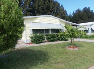 487 Papaya Cir, Barefoot Bay, FL 32976