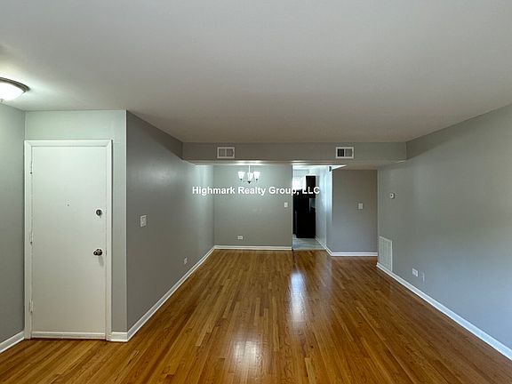 2nd image of 4924 Mulford St Unit 3A