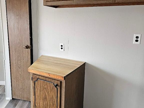 2nd image of 2910 W Grand Ave #13