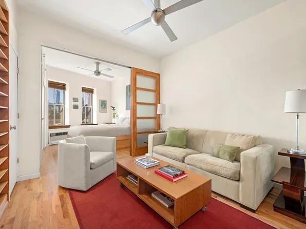 99 Bank Street image 1 of 5