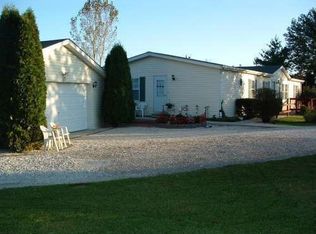 54 Ashley St, Spencer, IN 47460