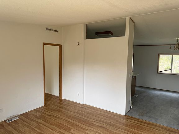 5th image of 2322 Aladdin Rd #B