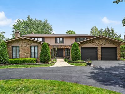 8417 Gleneyre Rd, Darien, IL, 60561