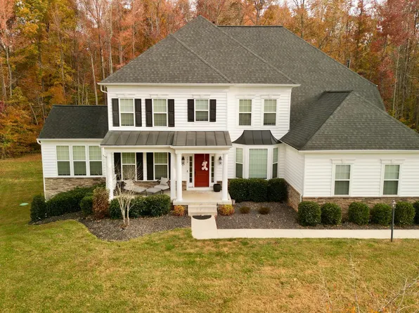 190 Stately Ave, Fredericksburg, VA 22406