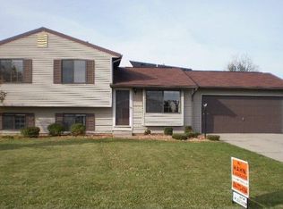 501 Buffalo Ct, Nappanee, IN 46550