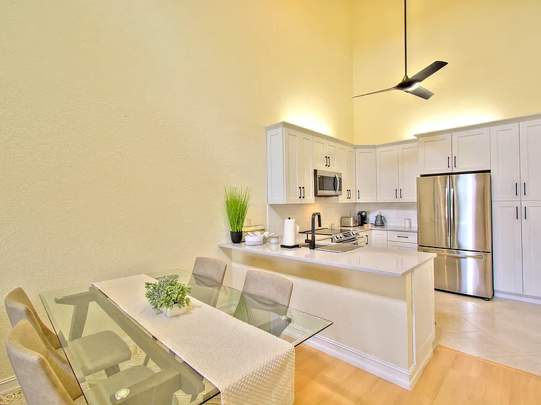 60 Emerald Woods Dr #B7 — Photo 6
