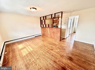 5916 Houghton St #2, Philadelphia, PA 19128
