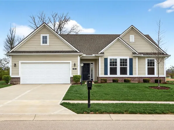 961 Reeder Cir, Dayton, OH 45458