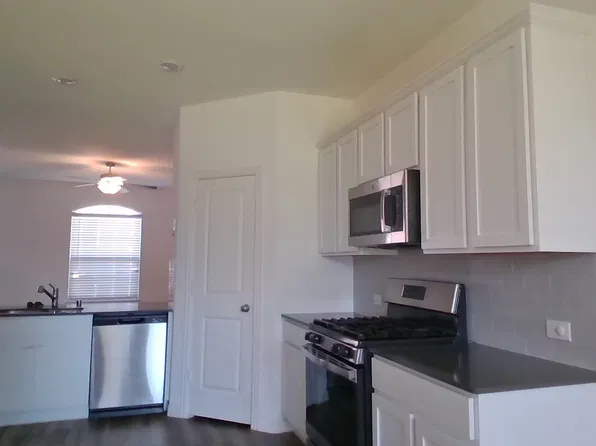 519 Poplar St, Princeton, TX 75407