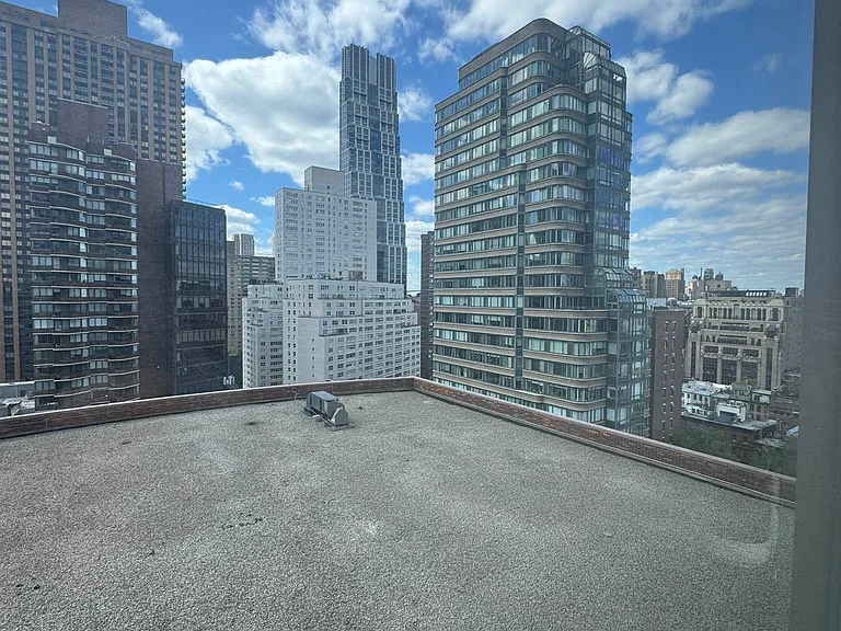 111 W 67th St #20B — Photo 11