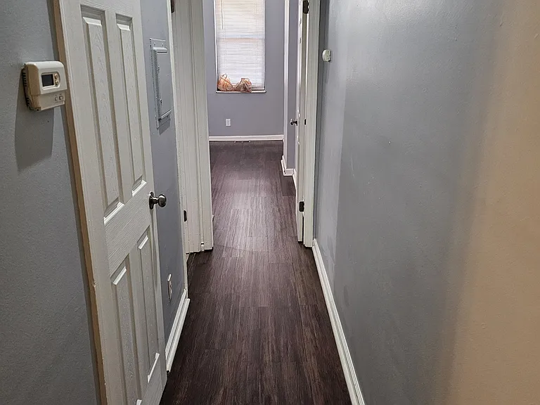 1518 Salisbury St #1 — Photo 4