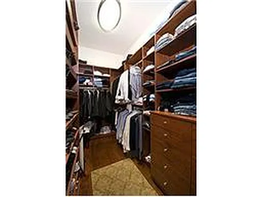 Rented by Douglas Elliman | media 15