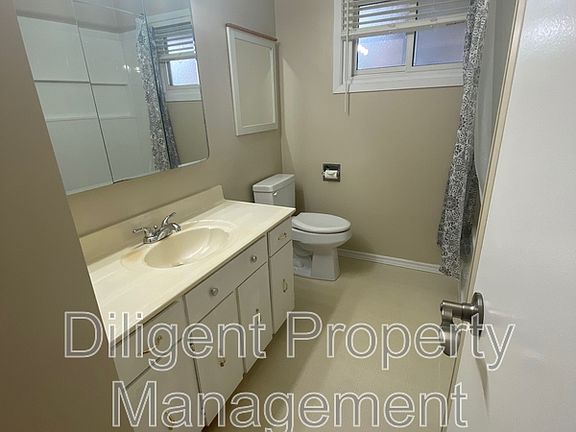 5th image of 1260 Pulpit Rd