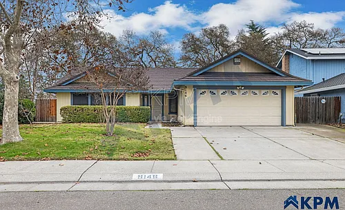 9146 Blue Fox Way Photo 1