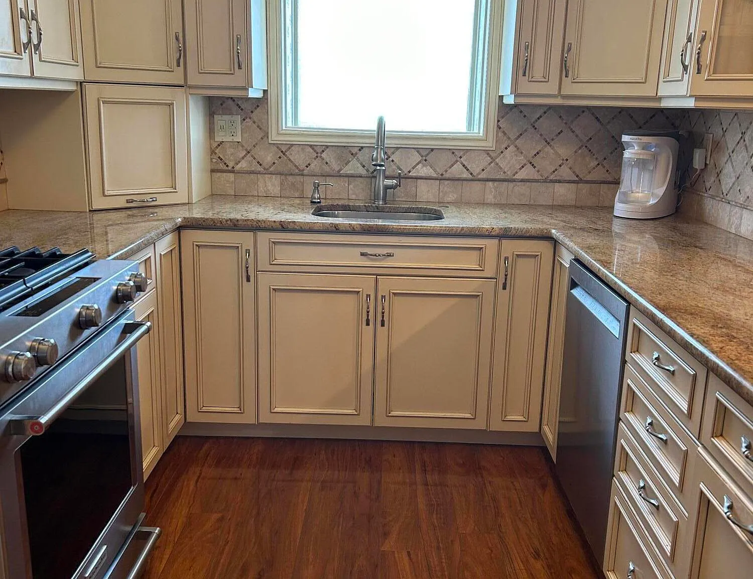 3 bed, 1784 sqft, $3,750 — Photo 4
