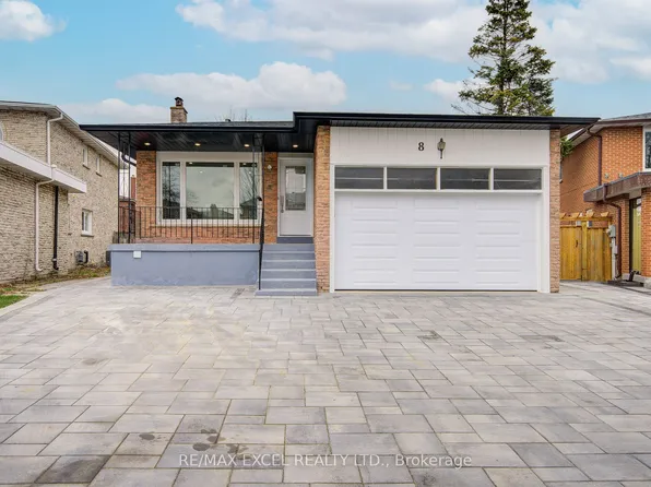 8 Simsbury Ct, Markham, ON L3R 3G7