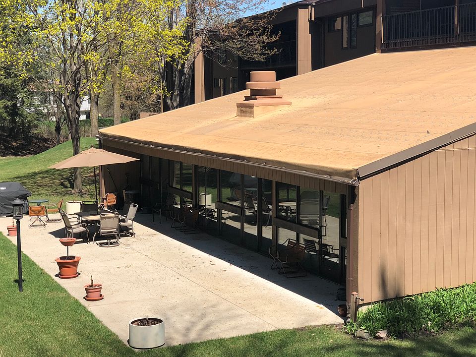 2nd image of 705 E Burnsville Pkwy APT 205