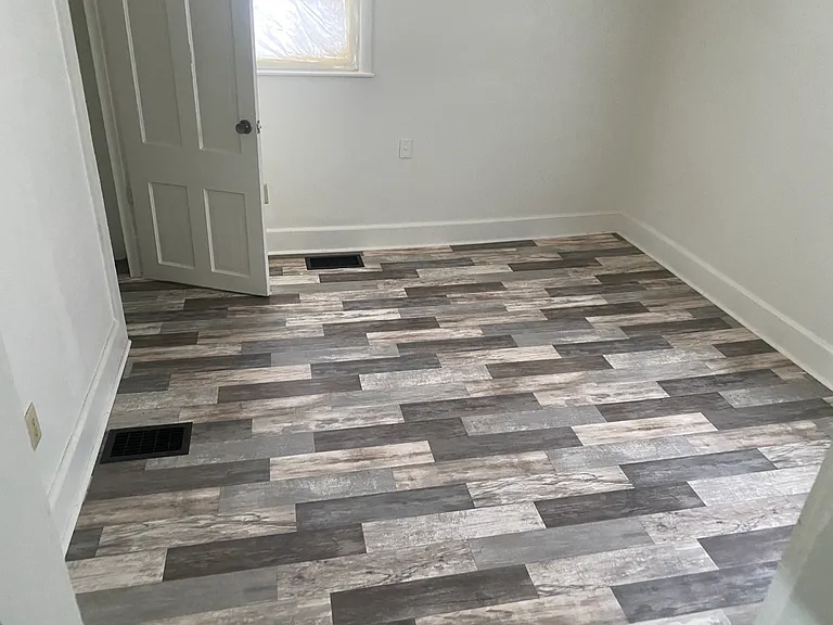 538 N Goodlet Ave — Photo 11