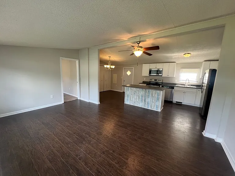 4851 Verde View Dr — Photo 4