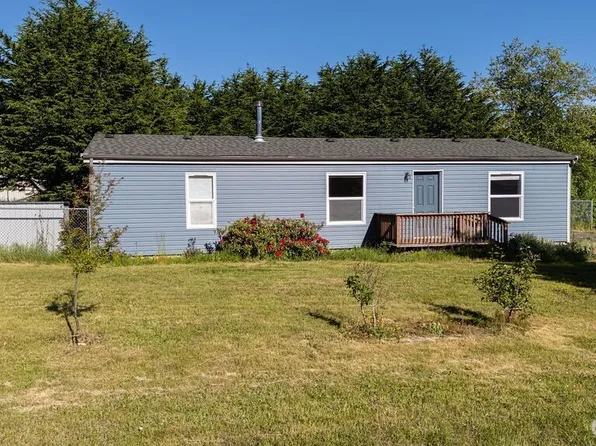 21 Simmons Street, Sekiu, WA 98381